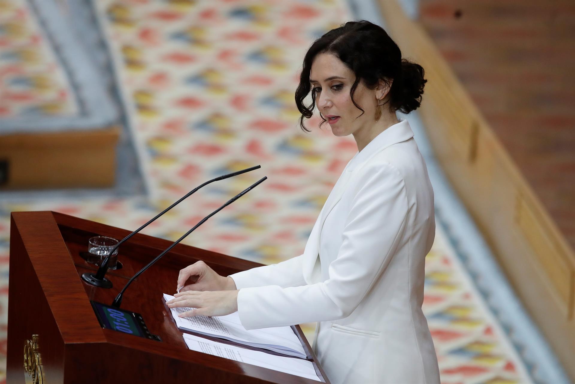 Díaz Ayuso tras la salida de prisión de los líderes del procés: "Es el primer paso de Sánchez para dejar indefenso al Estado de derecho" Díaz Ayuso tras la salida de prisión de los líderes del procés: "Es el primer paso de Sánchez para dejar indefenso al Estado de derecho"