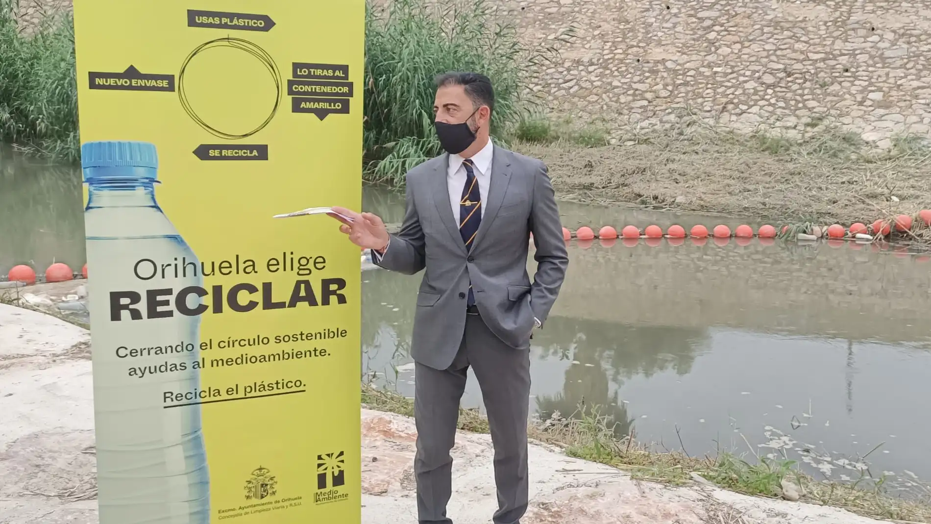 Limpieza Viaria y RSU inicia una campaña de concienciación de reciclaje de plásticos 