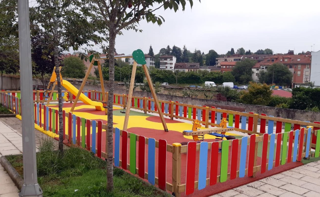 El Ayuntamiento de Nava concluye la renovación del parque infantil de la calle Teror El Ayuntamiento de Nava concluye la renovación del parque infantil de la calle Teror