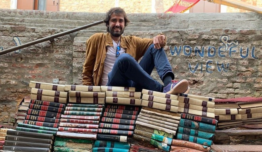 “Es sólo vivir”, primer poemario de Daniel Ramírez García-Mina “Es sólo vivir”, primer poemario de Daniel Ramírez García-Mina