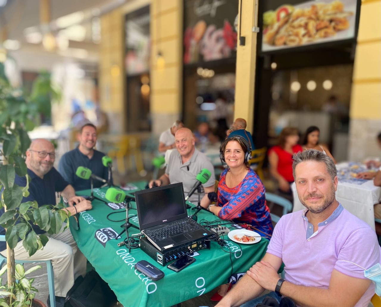 La Gastronomía en Onda Cero. Con 'Sabor a Málaga, el sabor que nos une'. Marca promocional de la Diputación Provincial de Málaga La Gastronomía en Onda Cero. Con 'Sabor a Málaga, el sabor que nos une'. Marca promocional de la Diputación Provincial de Málaga