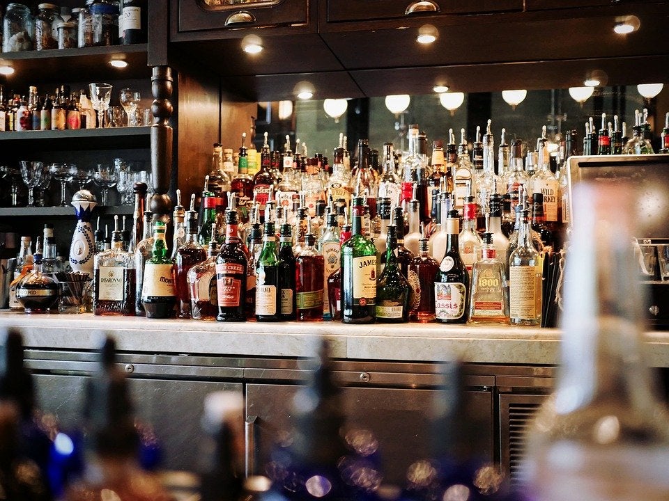 Las ventas de bebidas espirituosas caen un 33% en época Covid Las ventas de bebidas espirituosas caen un 33% en época Covid