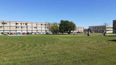 IES Carmen y Severo Ochoa de Luarca acoge prueba de dibujo para oposicion maestros secundaria.