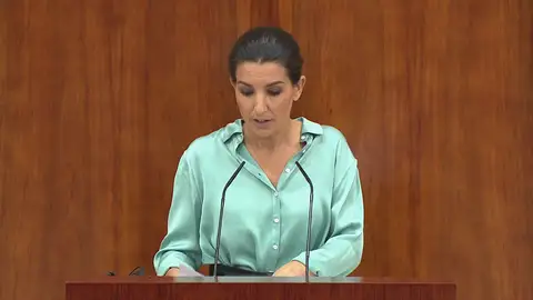 Rocío Monasterio acusa al diputado de Podemos Mbaye de entrar a España de forma ilegal y este lamenta su "racismo" Rocío Monasterio acusa al diputado de Podemos Mbaye de entrar a España de forma ilegal y este lamenta su "racismo"