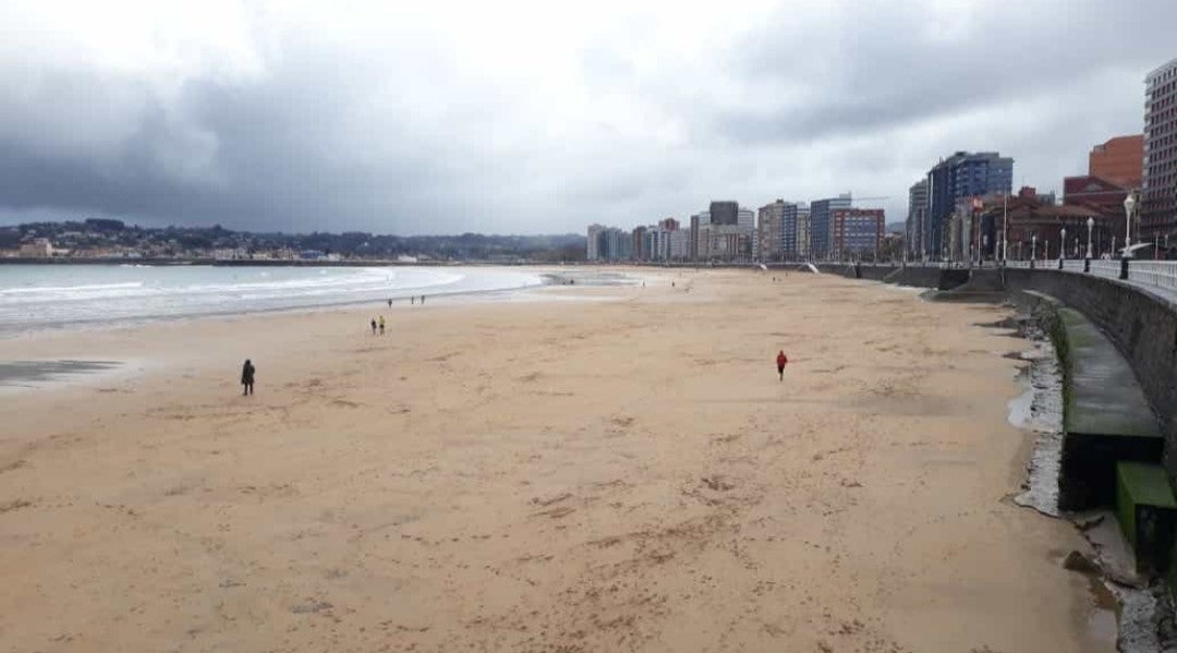 El Ayuntamiento activa el Protocolo por eventos contaminantes en el litoral tras las intensas lluvias El Ayuntamiento activa el Protocolo por eventos contaminantes en el litoral tras las intensas lluvias