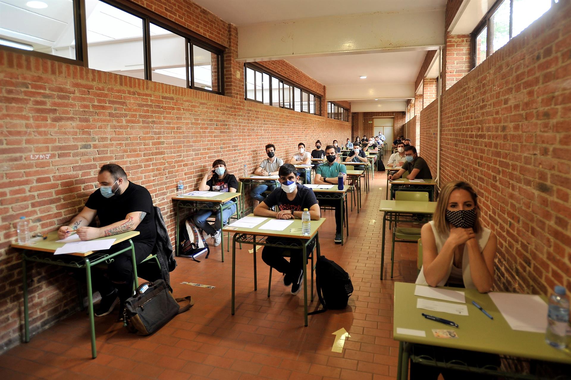 Buscando Vocaciones: Los alumnos deben mucho a sus profesores... que se lo digan a Cristina Garmendia Buscando Vocaciones: Los alumnos deben mucho a sus profesores... que se lo digan a Cristina Garmendia