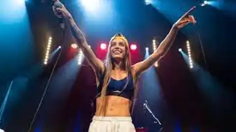 Kennai Nuevo single de la cantante bilbaina.