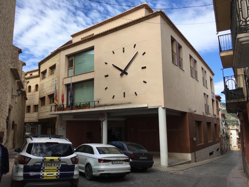 Finestrat abre el plazo de solicitudes para las ayudas al pago de tasas municipales Finestrat abre el plazo de solicitudes para las ayudas al pago de tasas municipales