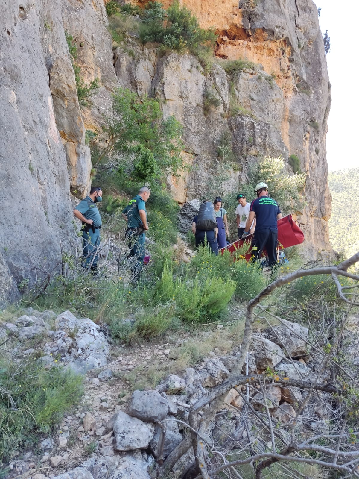 Rescatan a una persona que practicaba escalada en Ayna Rescatan a una persona que practicaba escalada en Ayna