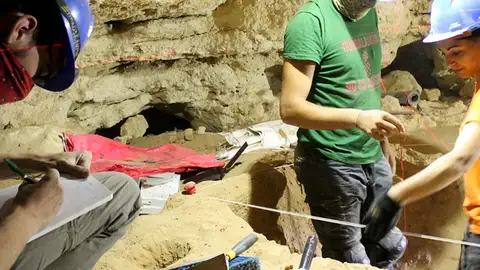 Yacimineto Cueva de Los Toriles - Carrizosa Yacimineto Cueva de Los Toriles - Carrizosa