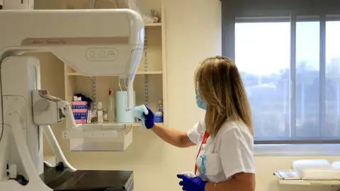 L’ICO assegura que ja s’està recuperant el ritme de cribratges després de l’aturada de 3 mesos l’any 2020. L’ICO assegura que ja s’està recuperant el ritme de cribratges després de l’aturada de 3 mesos l’any 2020.