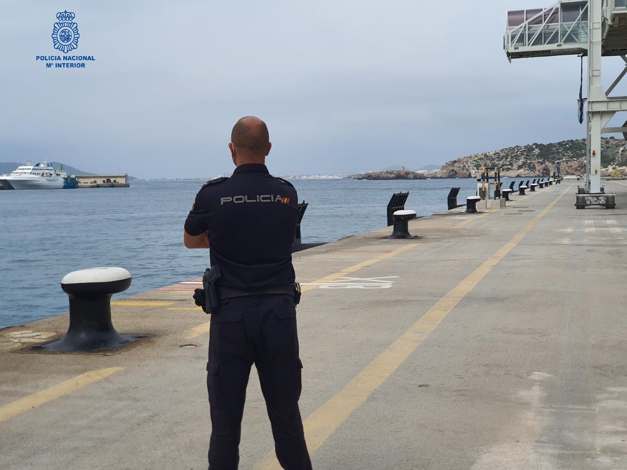 Diez migrantes son interceptados tras llegar en patera a Formentera Diez migrantes son interceptados tras llegar en patera a Formentera