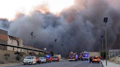 Incendio en Otura 
