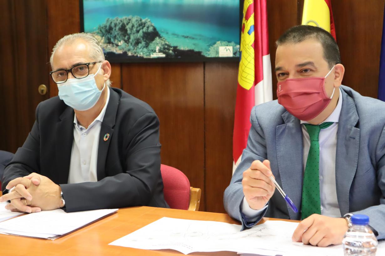 1.000 agricultores del Campo de Montiel se beneficiarán de una reserva de agua de 11 hm3 1.000 agricultores del Campo de Montiel se beneficiarán de una reserva de agua de 11 hm3