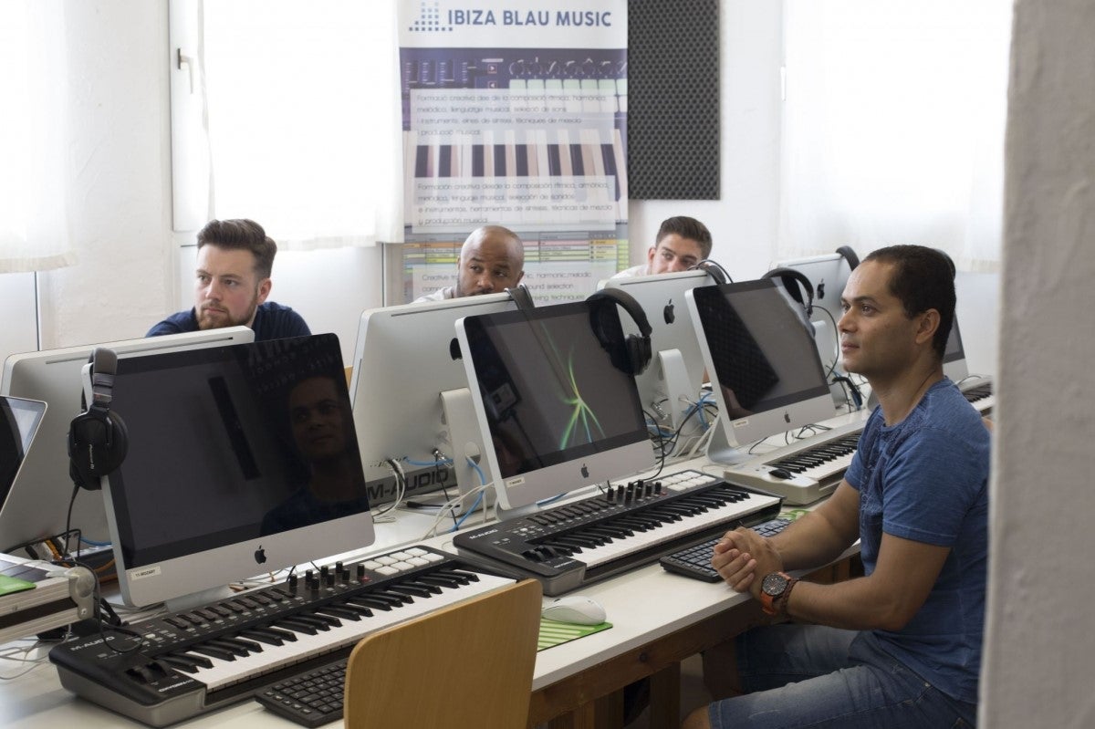 El Instituto Isidor Macabich y la Escuela Ibiza Blau Music alcanzan un acuerdo para la formación de djs El Instituto Isidor Macabich y la Escuela Ibiza Blau Music alcanzan un acuerdo para la formación de djs
