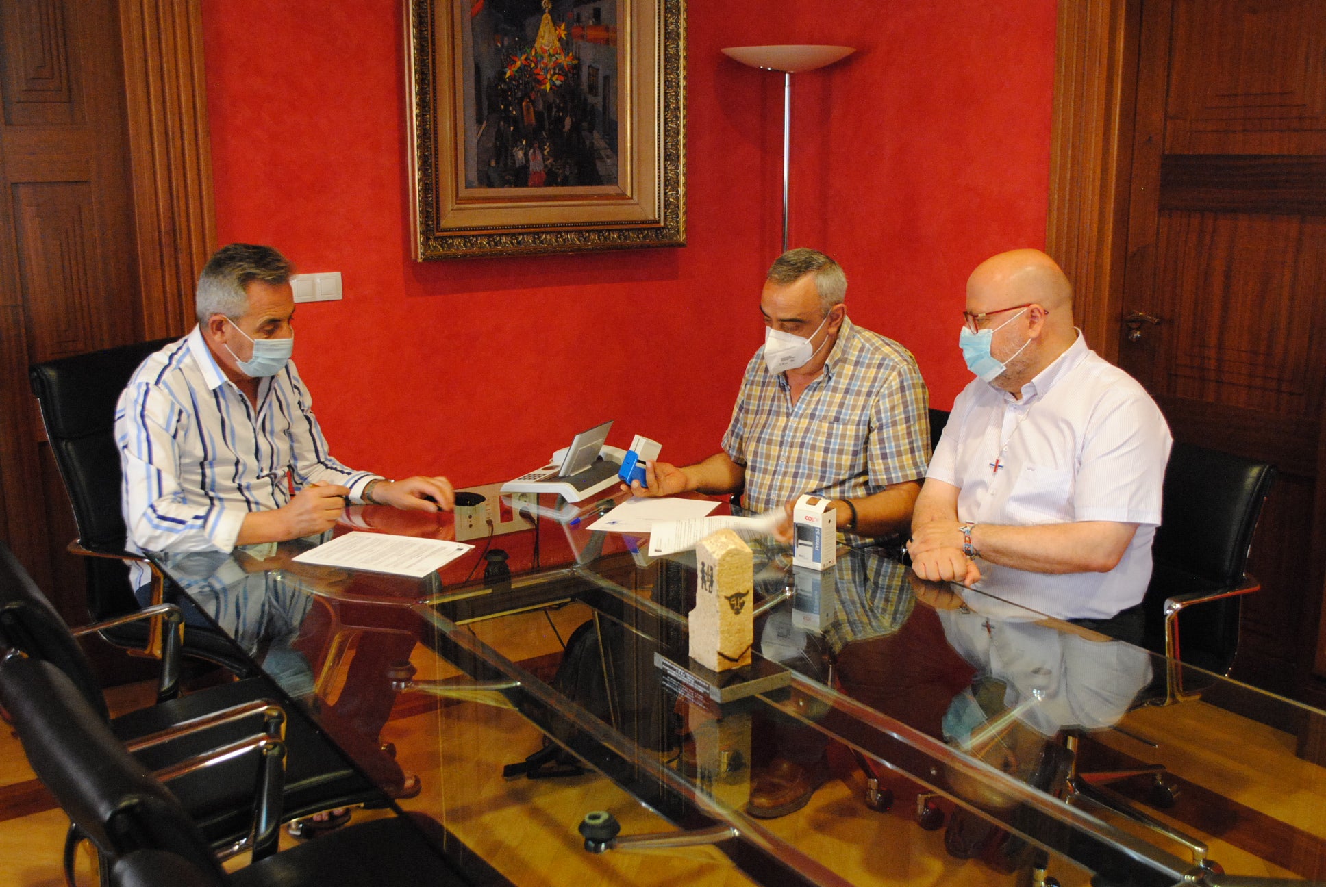 El Ayuntamiento de Valdepeñas les ha cedido un piso para que desarrollen su labor El Ayuntamiento de Valdepeñas les ha cedido un piso para que desarrollen su labor