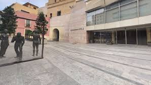 El Ayuntamiento de Elche se suma a Instituciones Penitenciarias para la reinserción de condenados por violencia de género El Ayuntamiento de Elche se suma a Instituciones Penitenciarias para la reinserción de condenados por violencia de género