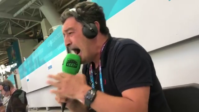 La increíble narración de Alfredo Martínez de la tanda de penaltis del Suiza-España La increíble narración de Alfredo Martínez de la tanda de penaltis del Suiza-España