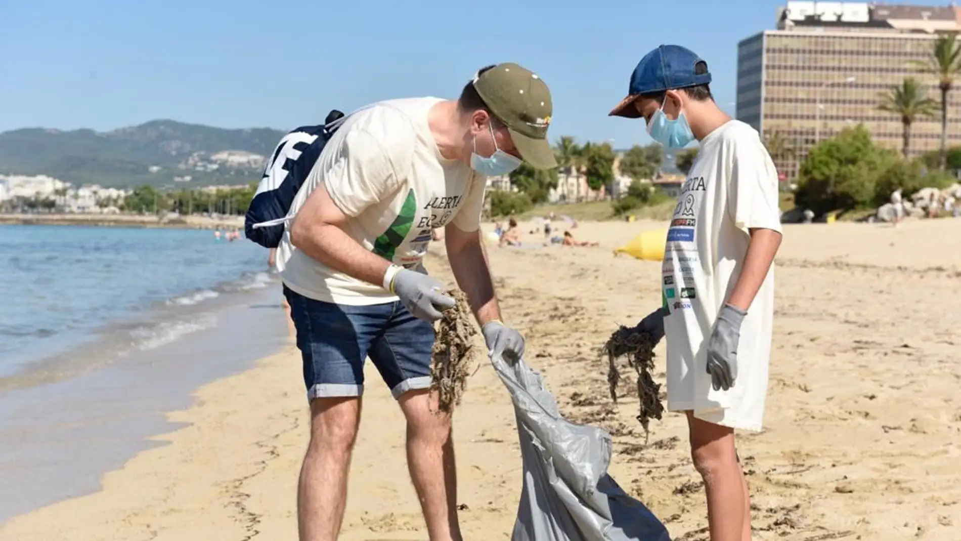 Europa FM y el Ayuntamiento de Palma organizan el 8 de julio una recogida de residuos en la Playa de Can Pere Antoni 