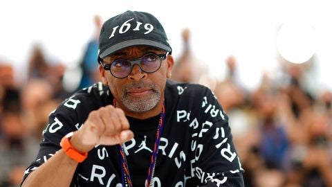 Spike Lee, presidente del jurado de Cannes 2021, posa en el photocall de la muestra en la jornada inaugural