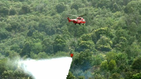 Incendio en G&uuml;&eacute;jar Sierra