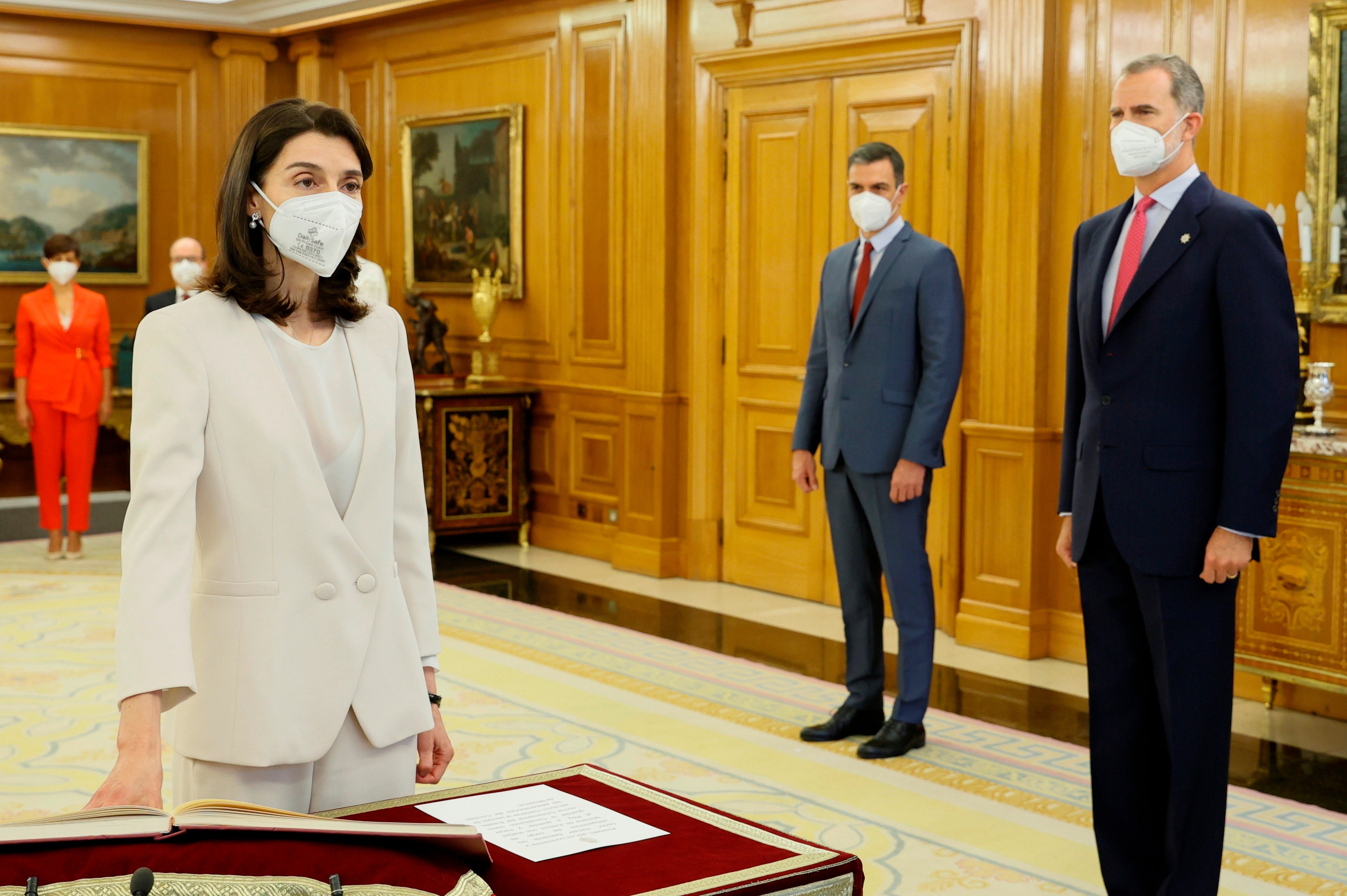 Así han prometido el cargo los nuevos ministros del Gobierno de Pedro Sánchez Así han prometido el cargo los nuevos ministros del Gobierno de Pedro Sánchez