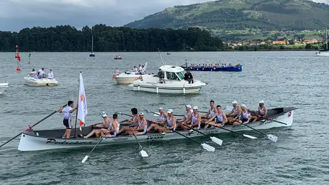 Trainera de Pedreña Trainera de Pedreña, vencedora del Campeonato de Cantabria de traineras 2021