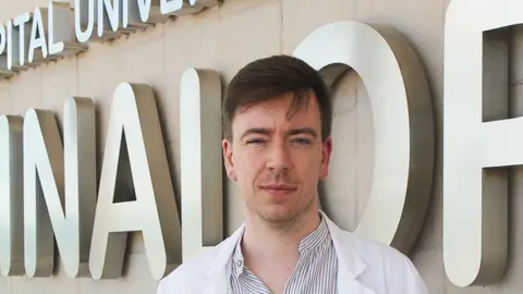 Dr. Vicente García Román Dr. Vicente García Román