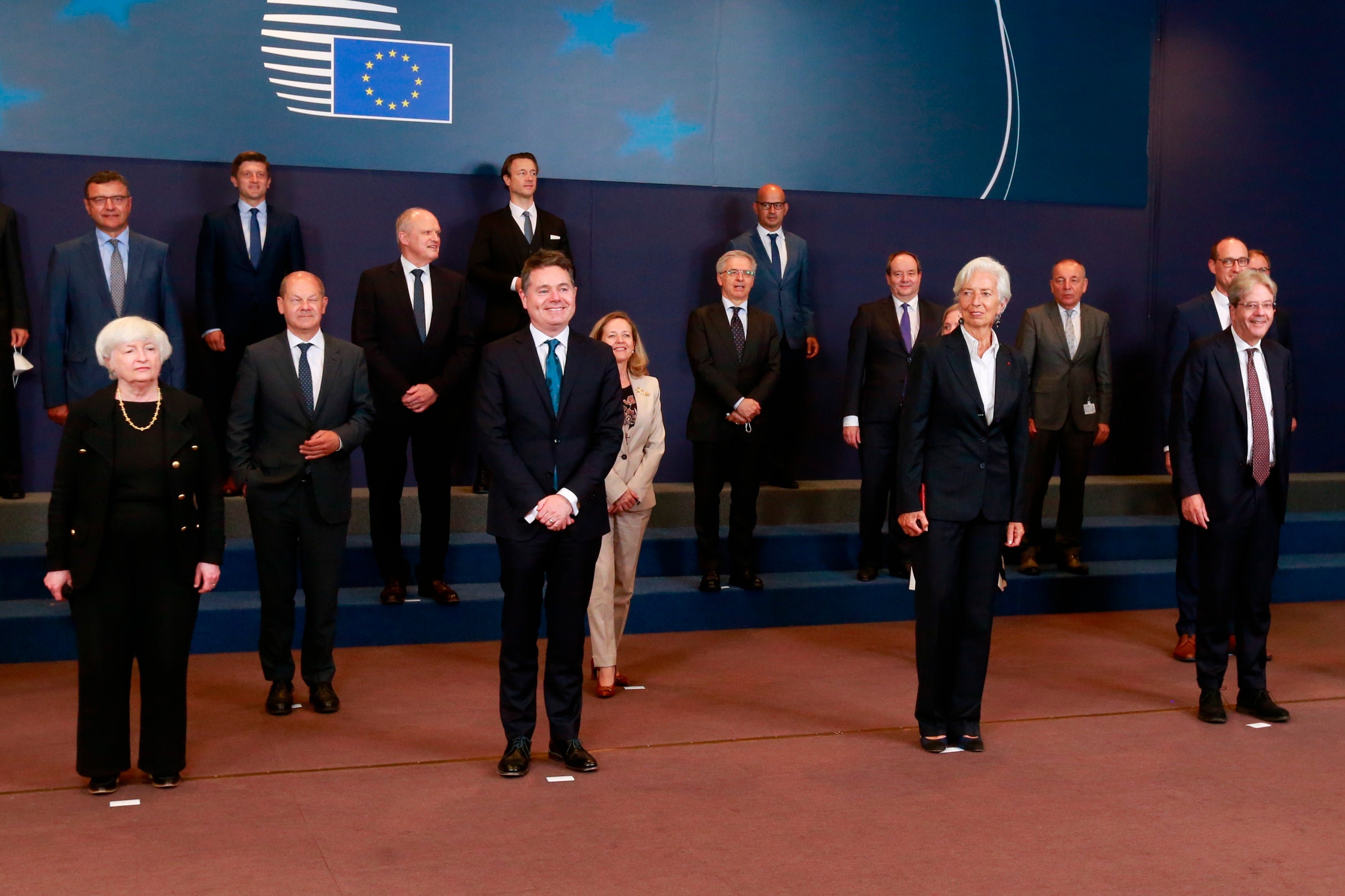 La UE da el visto bueno final al plan de recuperación para que España reciba los fondos europeos La UE da el visto bueno final al plan de recuperación para que España reciba los fondos europeos