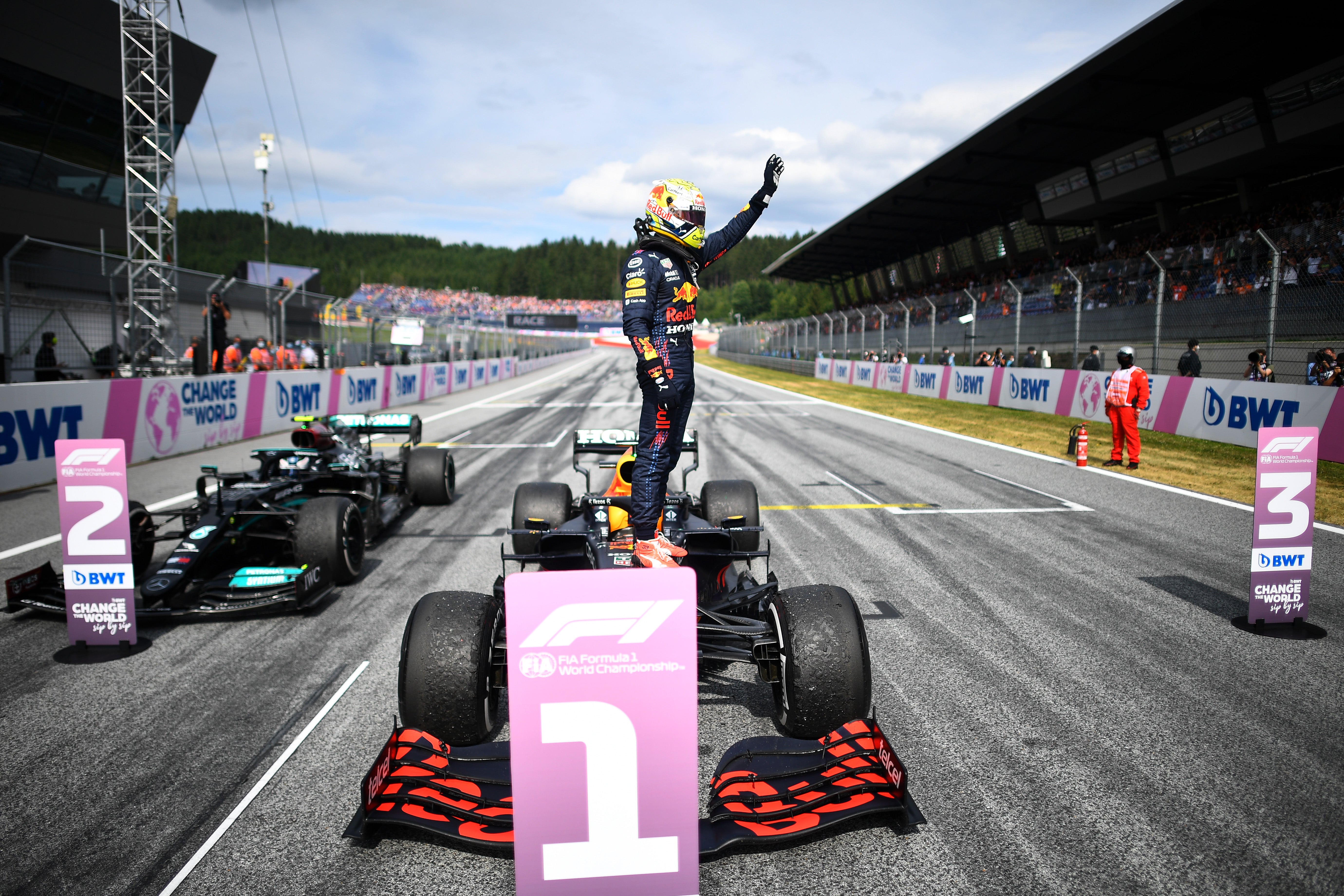 Verstappen gana la primera carrera al sprint de la historia de la Fórmula 1 Verstappen gana la primera carrera al sprint de la historia de la Fórmula 1