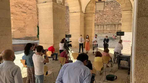 3 millones de euros en ayudas para el comercio, la hostelería y el turismo de Cáceres 3 millones de euros en ayudas para el comercio, la hostelería y el turismo de Cáceres