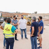 Construcción del campo de fútbol