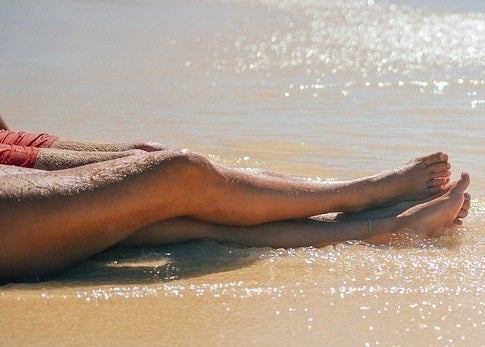 ¿Cómo sobrellevar las piernas cansadas y varices en verano? ¿Cómo sobrellevar las piernas cansadas y varices en verano?