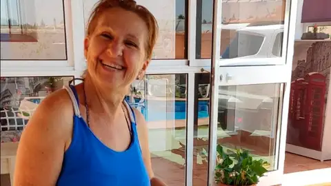 Angie en una de sus cocinas Angie en una de sus cocinas