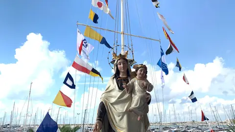 La Virgen del Carmen, patrona de marineros y pescadores, en el RCNT Noches de Verano en el RCNT