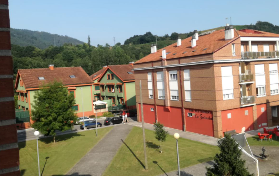 Parres avanza en la renovación del alumbrado público Parres avanza en la renovación del alumbrado público