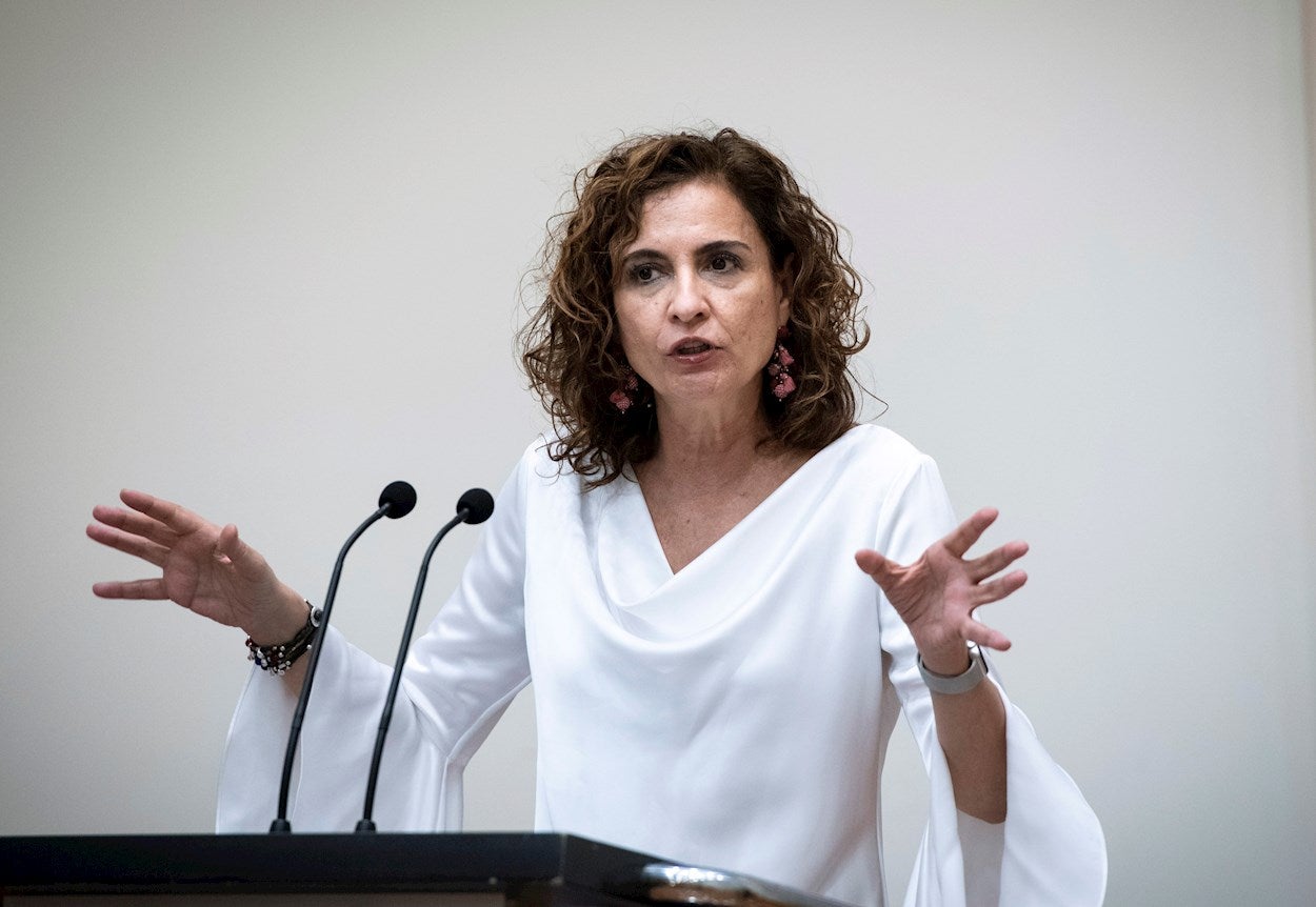 Las comunidades autónomas tendrán financiación récord en 2022 para compensar la pandemia Las comunidades autónomas tendrán financiación récord en 2022 para compensar la pandemia