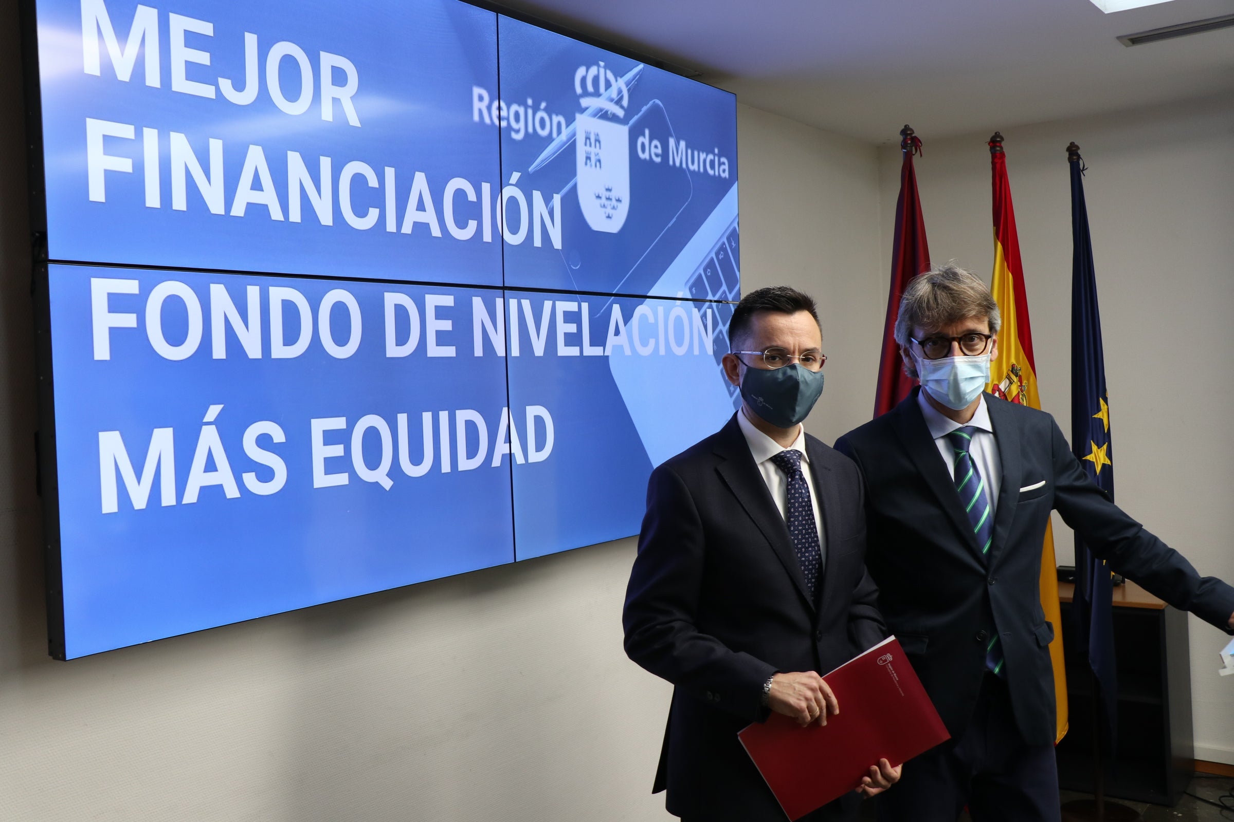 Murcia exige que se reserven 4.200 millones de euros del fondo Covid 2021 para las comunidades peor financiadas Murcia exige que se reserven 4.200 millones de euros del fondo Covid 2021 para las comunidades peor financiadas