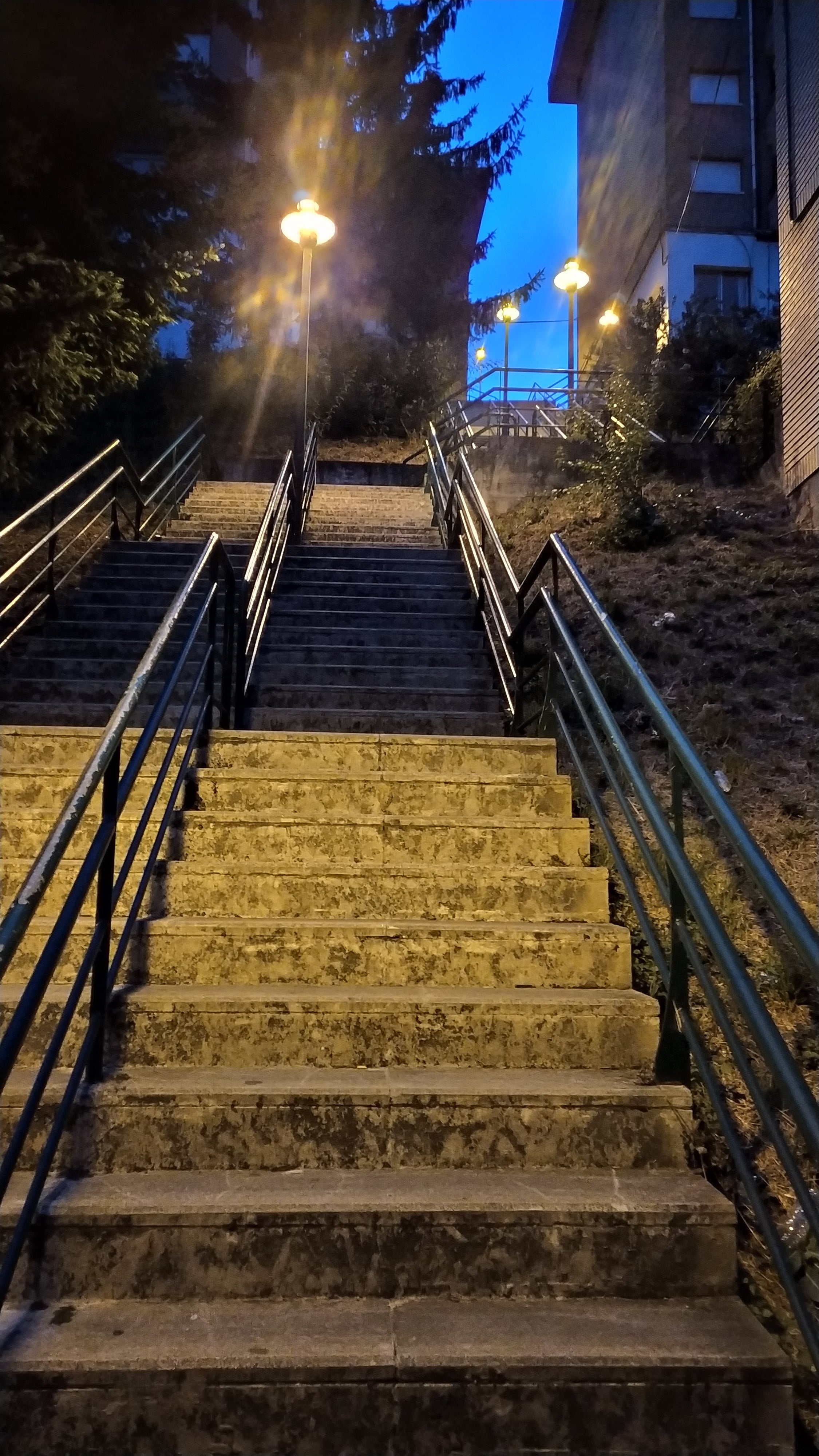 Escaleras al Barrio de Santa Bárbara