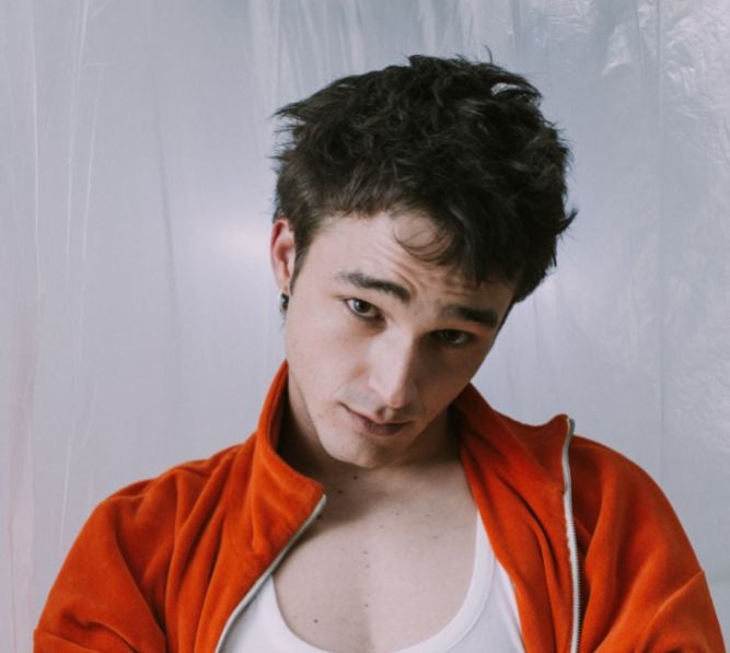 El cantante y actor abre los conciertos que se prolongarán hasta el 7 de agosto dentro del festival Brilla Torrevieja El cantante y actor abre los conciertos que se prolongarán hasta el 7 de agosto dentro del festival Brilla Torrevieja