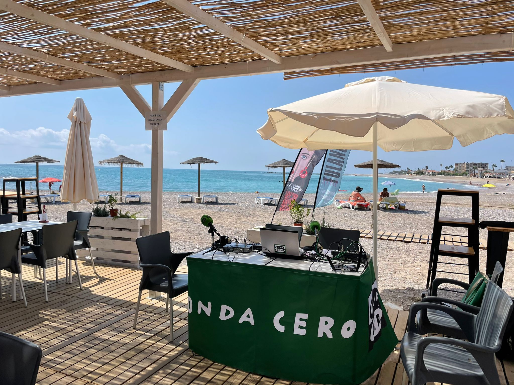 El chiringuito 'La Mar Salà' de Almassora abre sus puertas a Más de Uno Castellón El chiringuito 'La Mar Salà' de Almassora abre sus puertas a Más de Uno Castellón