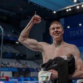La emocionante reacción de la madre del nadador Tom Dean a su oro olímpico en Tokio