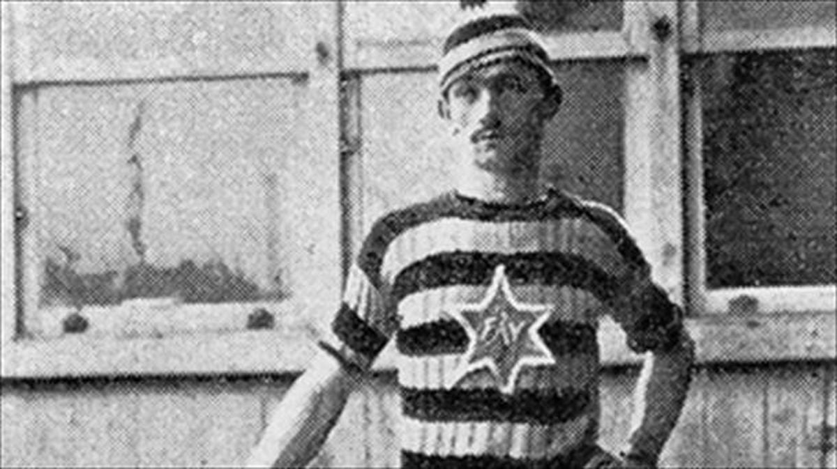 Vicente Blanco Echevarría, «el cojo», primer vasco en participar en el Tour de Francia y de proclamarse dos veces campeón de España Vicente Blanco Echevarría, «el cojo», primer vasco en participar en el Tour de Francia y de proclamarse dos veces campeón de España