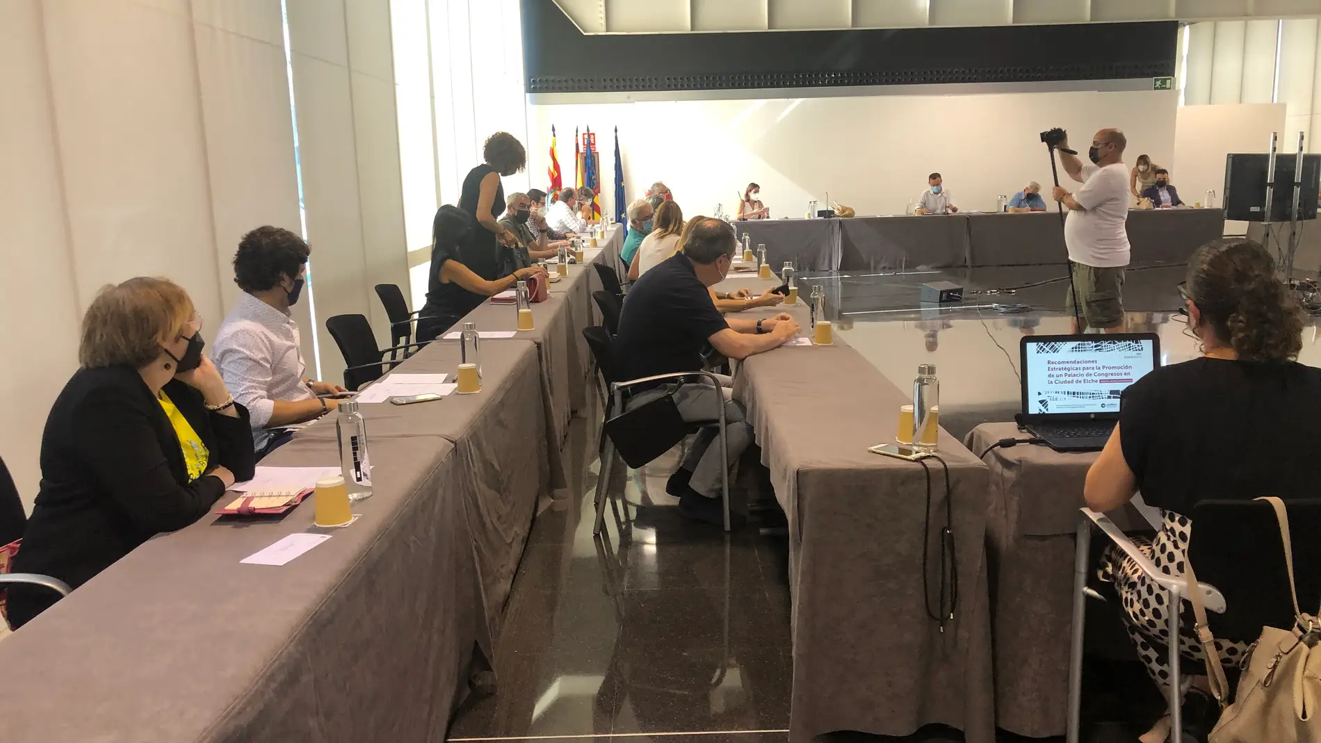 Una mesa técnica compuesta por el Ayuntamiento, la Diputación y la UMH decidirá la ubicación del nuevo Palacio de Congresos