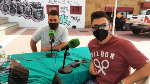 &Aacute;lvaro Narv&aacute;ez y Pablo Moreno, m&uacute;sicos