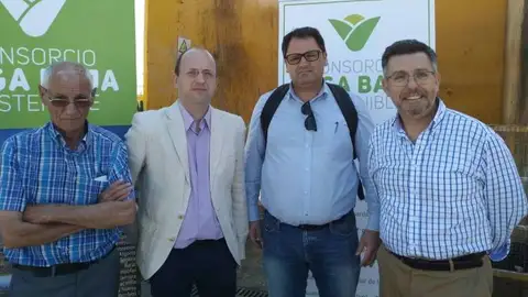 Manuel Pineda, expresidente, ha sido una reunión muy caliente pero debemos aparcar los planteamientos políticos para hacer lo mejor para los vecinos reunion alcaldes