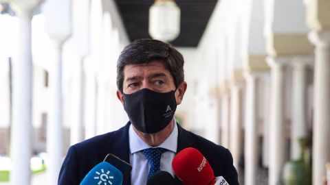 Mar&iacute;n anuncia la expulsi&oacute;n de Salvador y Huertas de Cs e insta al PSOE a cumplir el pacto antitransfuguismo