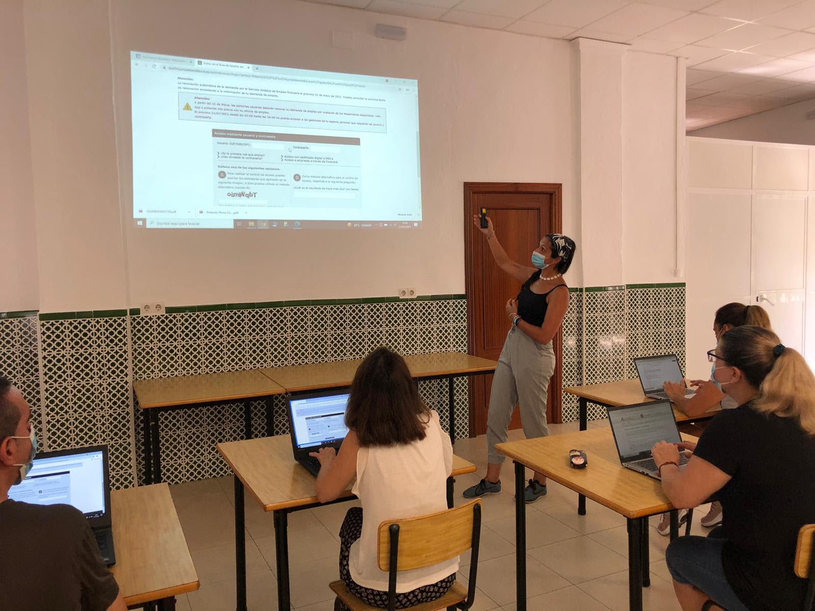 El Comedor Santo Domingo pone en marcha un taller de inserción digital El Comedor Santo Domingo pone en marcha un taller de inserción digital