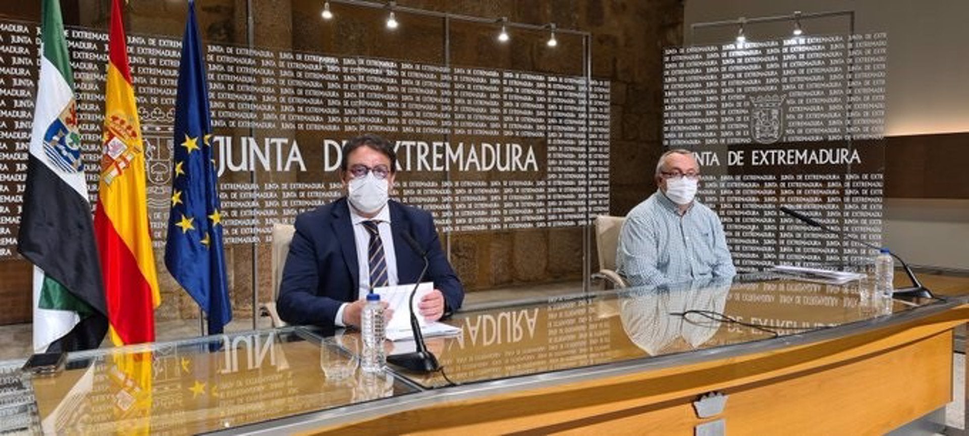 La Junta está a la espera de la resolución del TSJEx para iniciar las restricciones de fase 2 el lunes La Junta está a la espera de la resolución del TSJEx para iniciar las restricciones de fase 2 el lunes