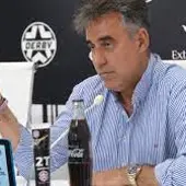 Joaquín Parra, ex Presidente del Club Deportivo Badajoz. Joaquín Parra, ex Presidente del Club Deportivo Badajoz.